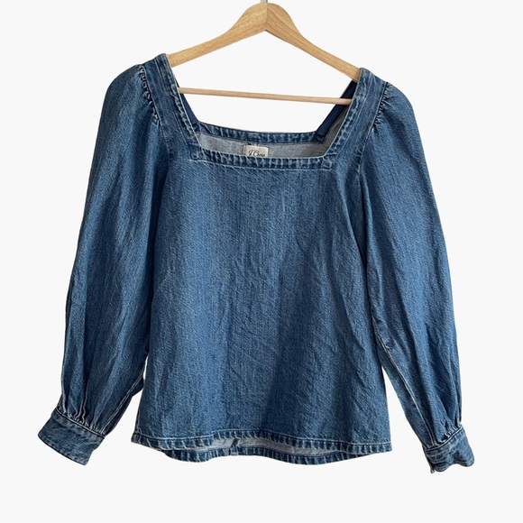 J. Crew Tops - Chambray puff sleeve jcrew top
